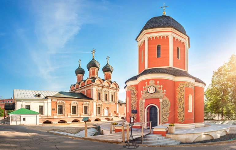 Высоко-Петровский монастырь Высоко-Петровский монастырь