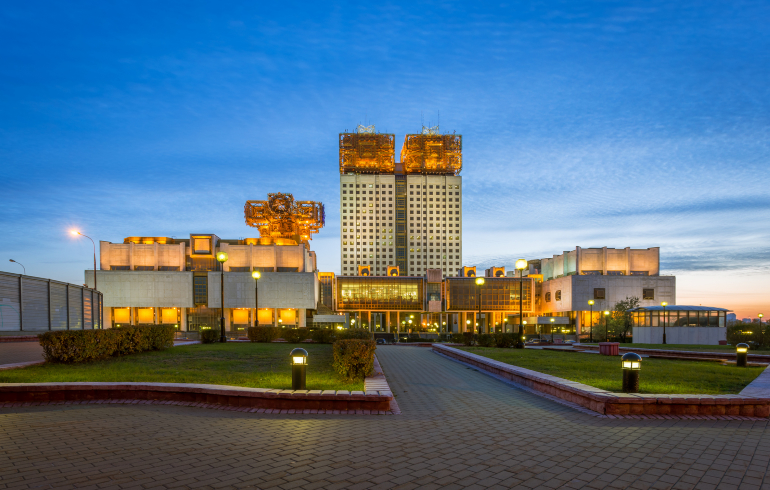 РАН – «золотые мозги» России и смотровая площадка РАН – «золотые мозги» России и смотровая площадка