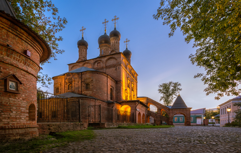 Крутицкое Патриаршее подворье Крутицкое Патриаршее подворье
