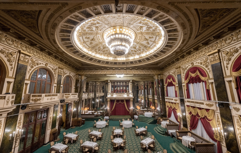 Ресторан «Яръ» в Москве Ресторан «Яръ» в Москве